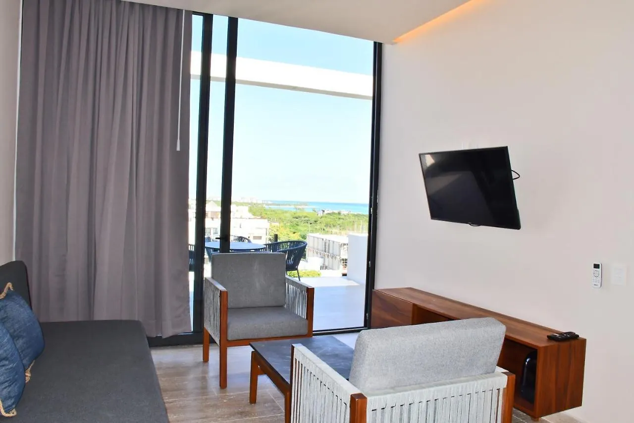 Ceren Luxury Apartments At Fifth Avenue By Spot Rentals Playa del Carmen
