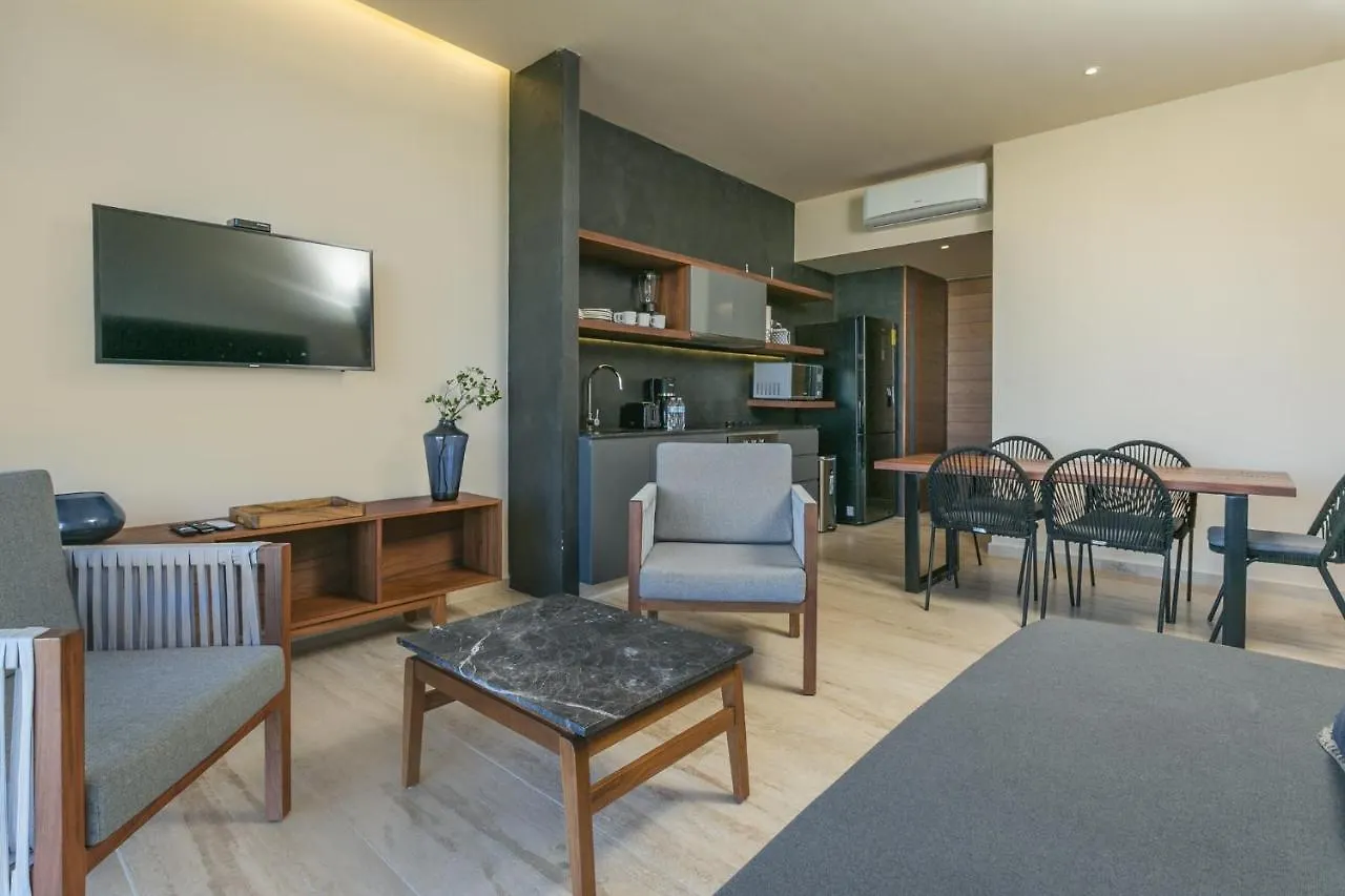 Ceren Luxury Apartments At Fifth Avenue By Spot Rentals Playa del Carmen