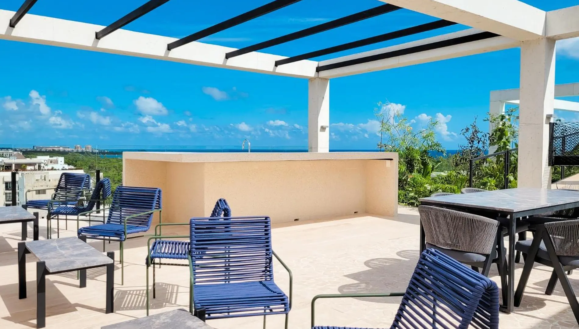 Ceren Luxury Apartments At Fifth Avenue By Spot Rentals Playa del Carmen Mexiko